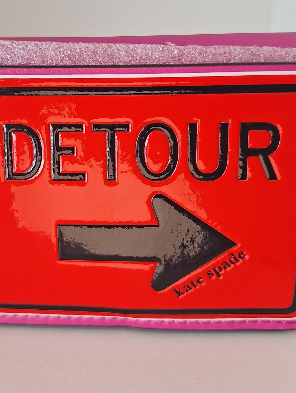 Kate Spade Red & Pink Patent DETOUR Arrow Wallet NWT